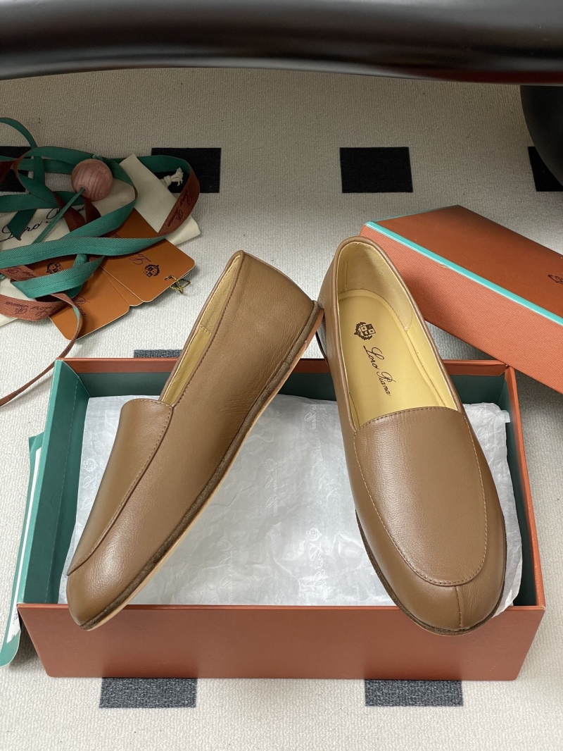 L0r0 P1ana loafers